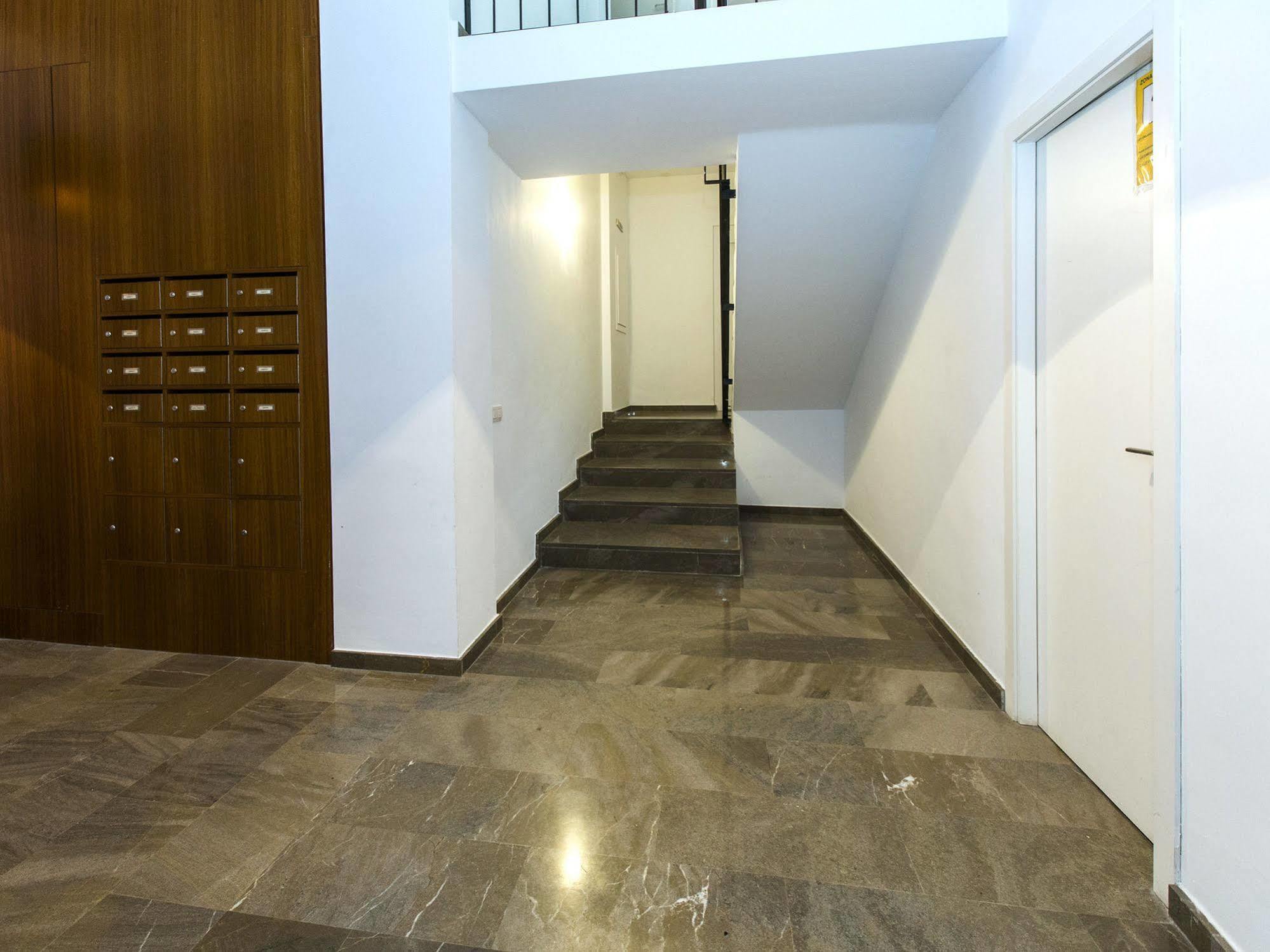 Apartament Total Valencia Vitoria Zewnętrze zdjęcie